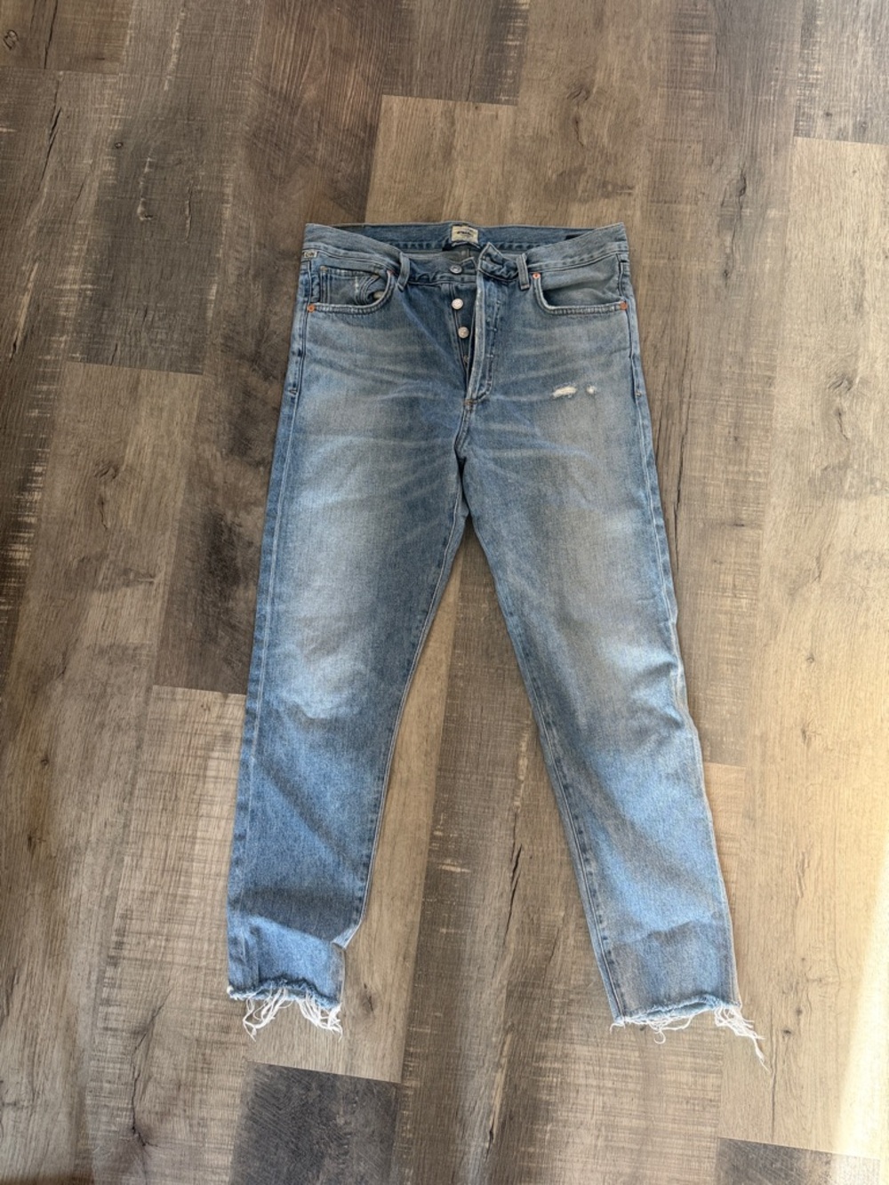 Citizens Of Humanity Light Blue Cropped Straight Jeans with Frayed Hem